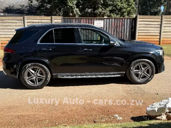 Picture of Mercedes Benz GLE300d 2021