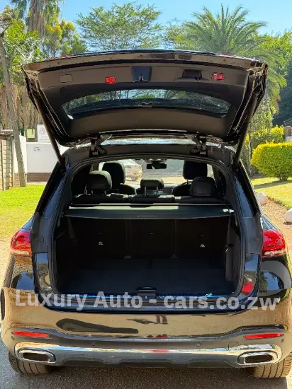 Picture of Mercedes Benz GLE300d 2021