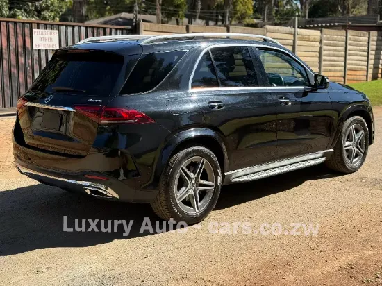 Picture of Mercedes Benz GLE300d 2021