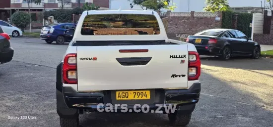 Picture of Toyota Hilux 2024