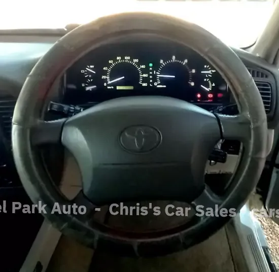 Picture of Toyota Land Cruiser 2001