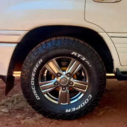 Picture of Toyota Land Cruiser 2001