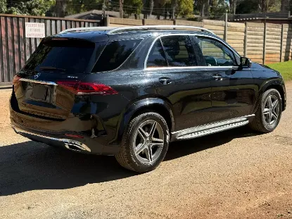 Picture of Mercedes Benz GLE300d 2021