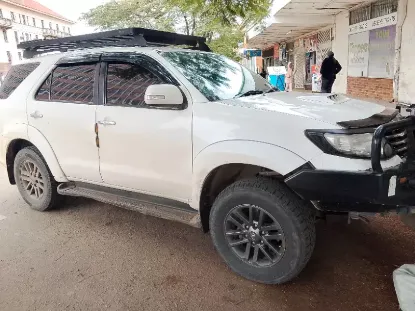 Picture of Toyota Fortuner 2015