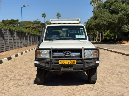 Picture of Toyota Land Cruiser 2017