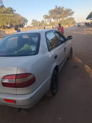 Picture of Toyota Corolla 2015