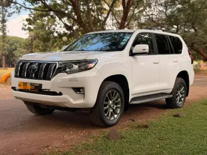 Picture of Toyota Prado 2020