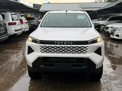 Picture of Toyota Hilux 2026