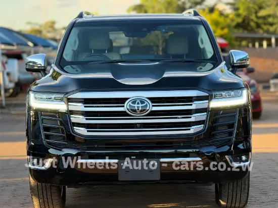 Picture of Toyota Land Cruiser 2023