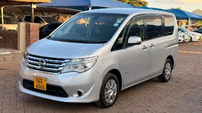 Picture of Nissan Serena 2015