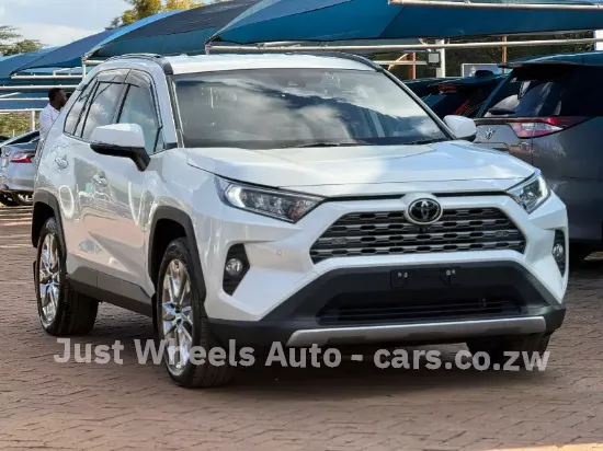 Picture of Toyota Rav4 2020