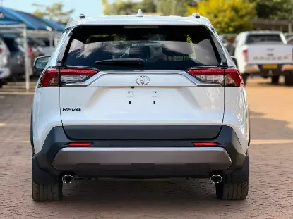Picture of Toyota Rav4 2020