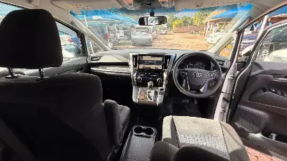 Picture of Toyota Alphard 2017