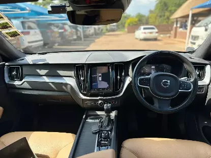 Picture of Volvo XC60 2020