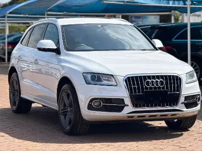 Picture of Audi Q5 2015