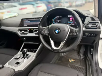 Picture of BMW 3 Series 2017