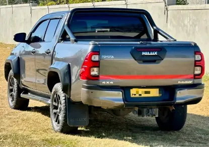 Picture of Toyota Hilux 2021