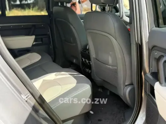 Picture of Land Rover Defender 2024