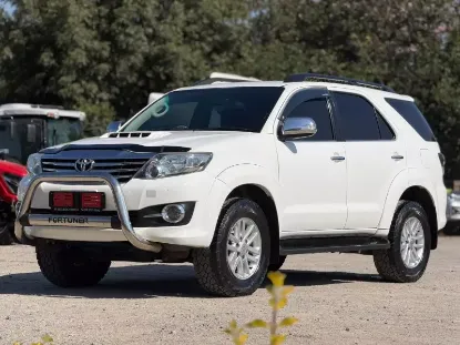 Picture of Toyota Fortuner 2015