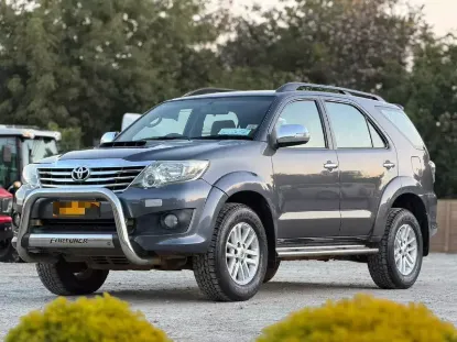 Picture of Toyota Fortuner 2013