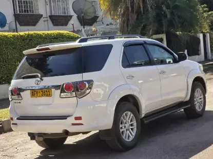 Picture of Toyota Fortuner 2015
