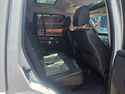Picture of Land Rover Discovery 2016