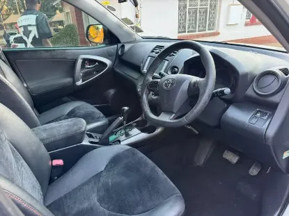 Picture of Toyota Vanguard 2014