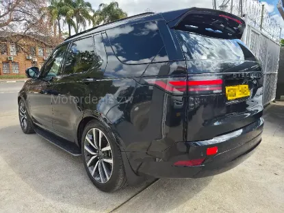 Picture of Land Rover Discovery 2023