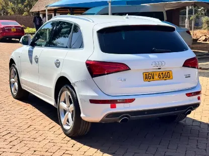 Picture of Audi Q5 2015