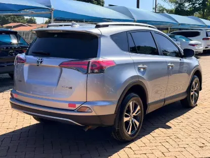 Picture of Toyota Rav4 2018