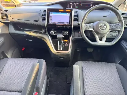 Picture of Nissan Serena 2016
