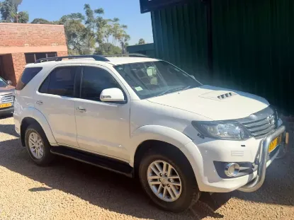 Picture of Double Cabs & Off-Road SUVs Isuzu KB | Toyota Hilux D4D | Toyota Fortuner
