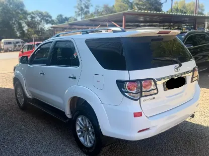 Picture of Double Cabs & Off-Road SUVs Isuzu KB | Toyota Hilux D4D | Toyota Fortuner