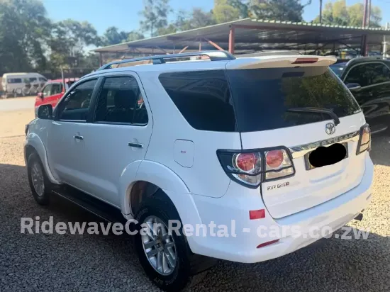 Picture of Double Cabs & Off-Road SUVs Isuzu KB | Toyota Hilux D4D | Toyota Fortuner