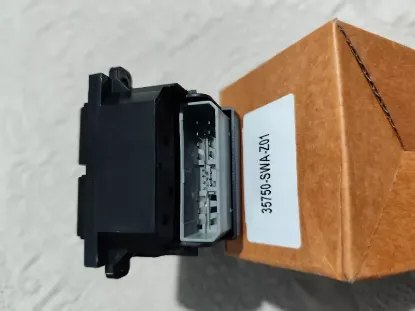 Picture of Honda CRV RE Master Power Window Switch (Brand New)