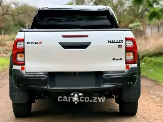 Picture of Toyota Hilux 2025