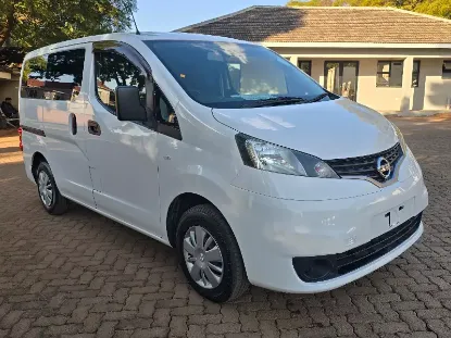 Picture of Nissan NV200 2016