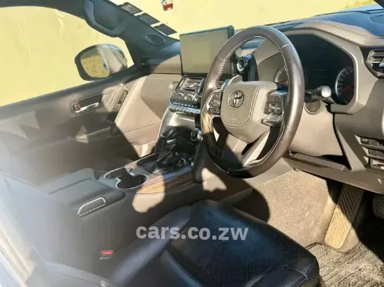 Picture of Toyota Land Cruiser 2023