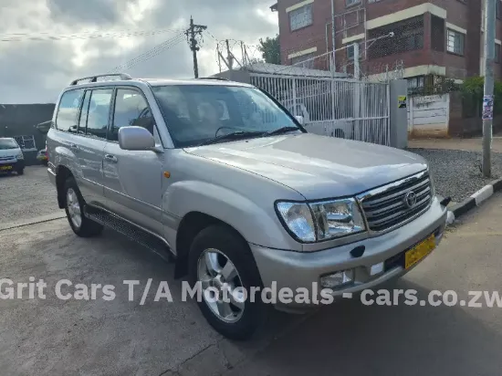 Picture of Toyota Land Cruiser 2004