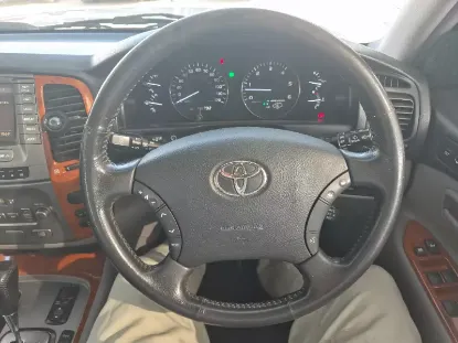Picture of Toyota Land Cruiser 2004