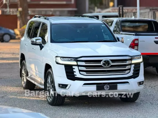 Picture of Toyota Land Cruiser 2023