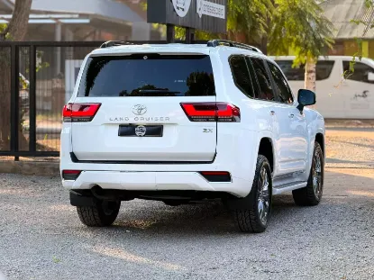 Picture of Toyota Land Cruiser 2023