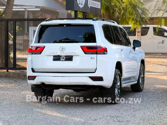 Picture of Toyota Land Cruiser 2023