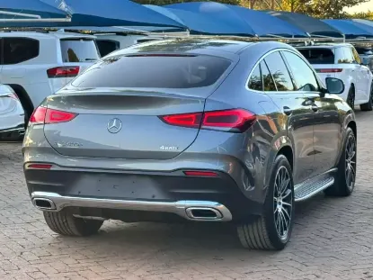 Picture of Mercedes Benz GLE 2022