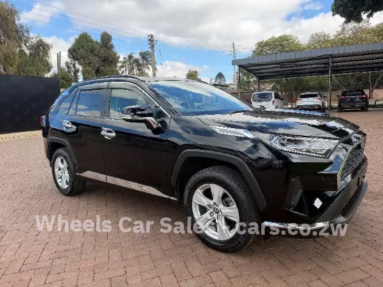 Picture of Toyota Rav4 2021