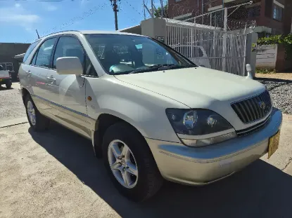 Picture of Toyota Harrier 1999