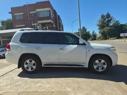 Picture of Toyota Land Cruiser 2009