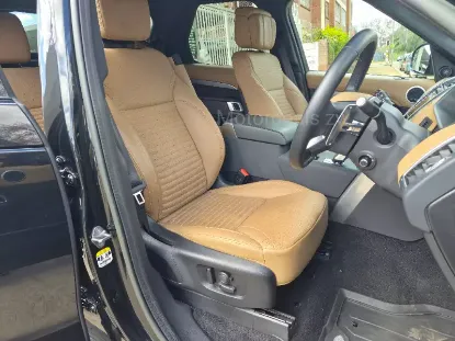 Picture of Land Rover Discovery 2023
