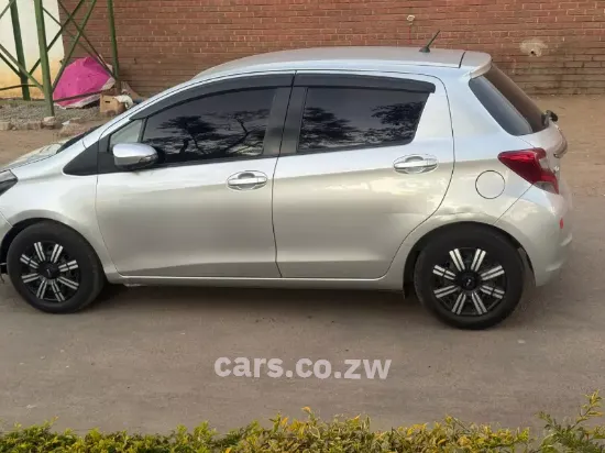 Picture of Toyota Vitz 2016