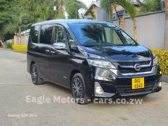 Picture of Nissan Serena 2017